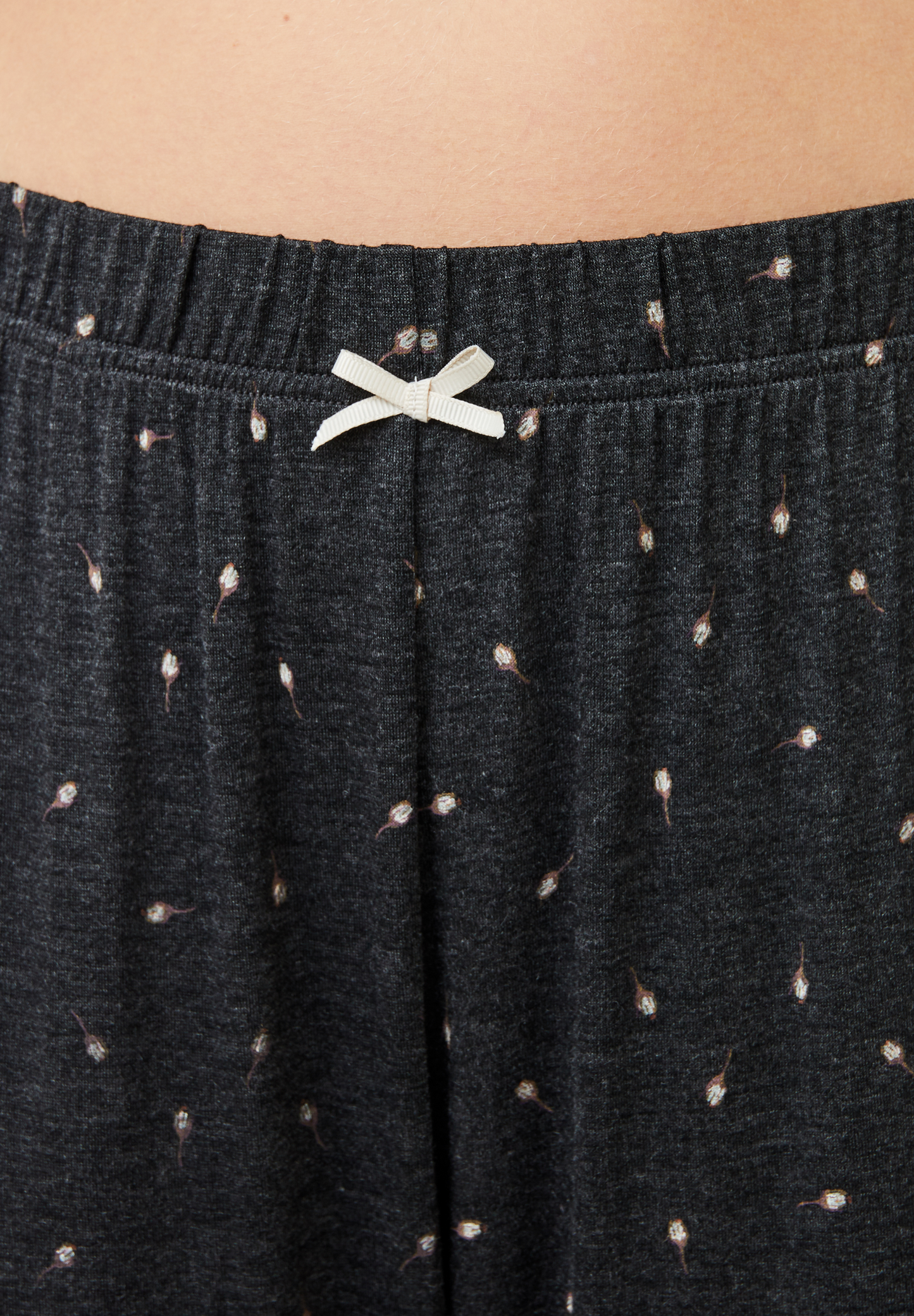 Jasmin Crop Pyjamasbukser med prikker mørkegrå